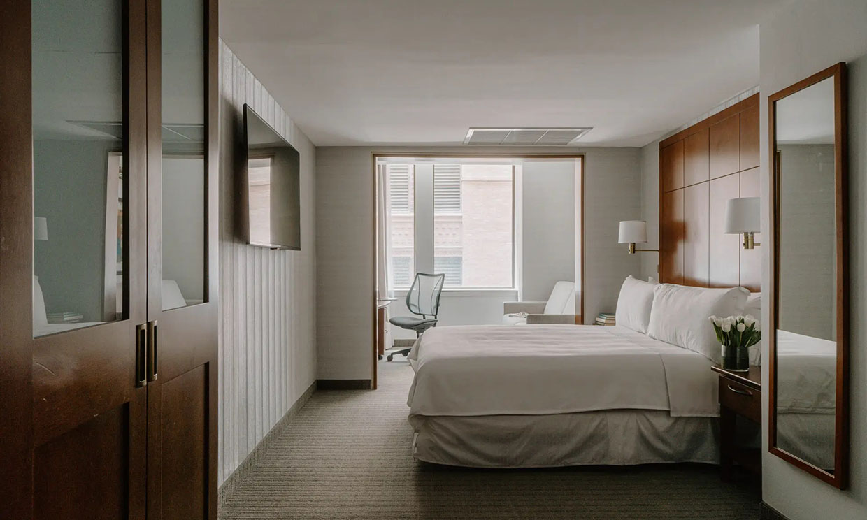 Where to Stay in Chicago on a Budget? 3 Safe and Lively Neighborhoods You’ll Love